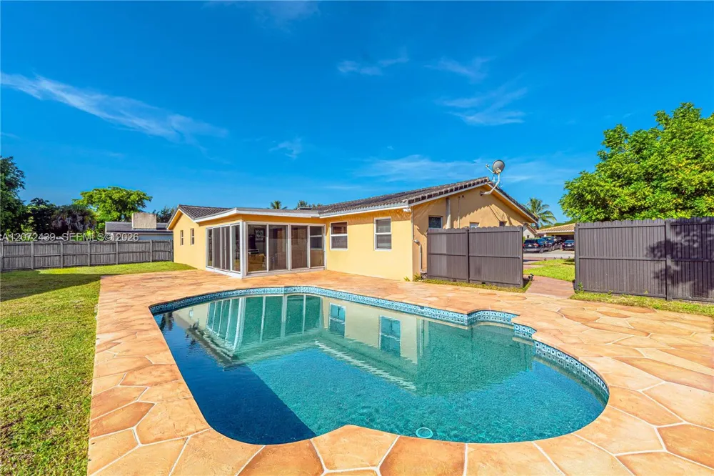 3731 NW 109th Ave Coral Springs, FL 33065