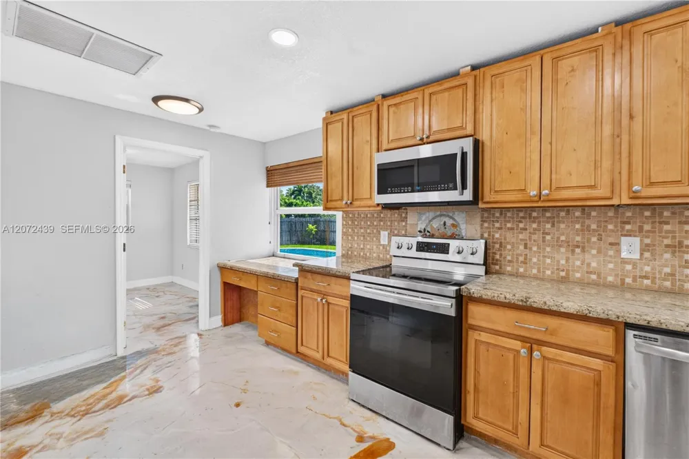 3731 NW 109th Ave Coral Springs, FL 33065