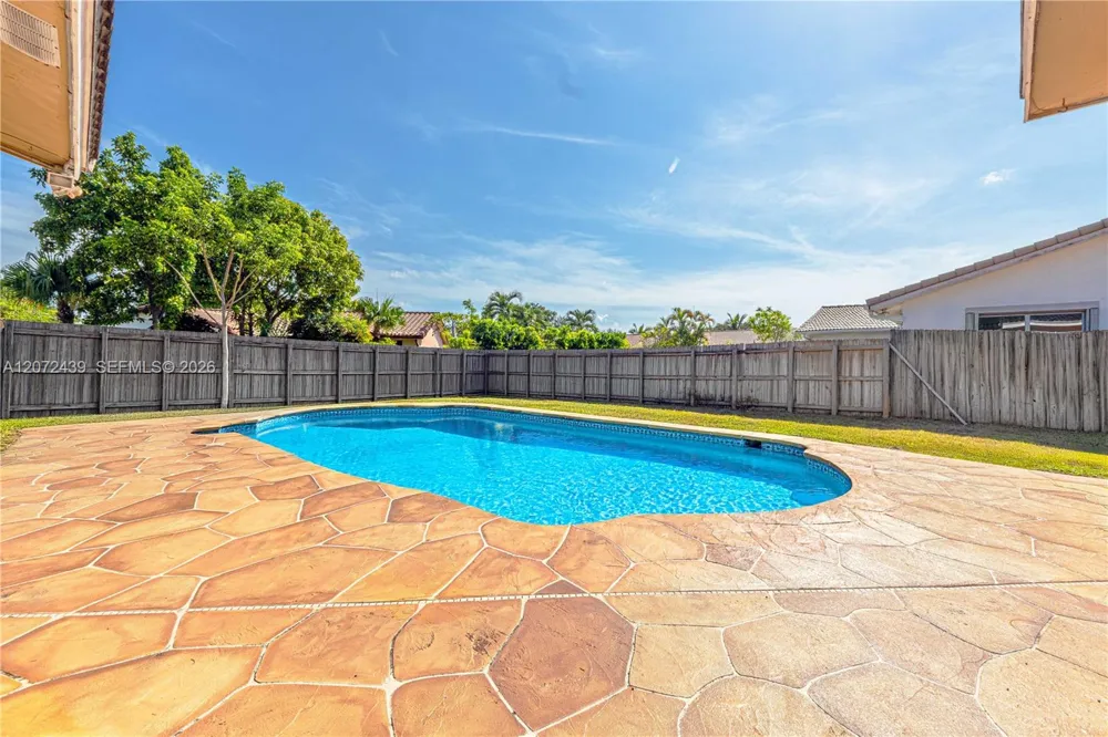 3731 NW 109th Ave Coral Springs, FL 33065