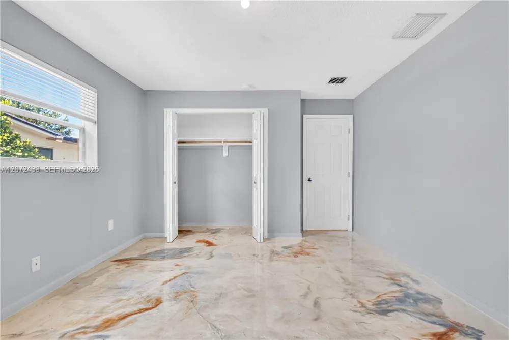 3731 NW 109th Ave Coral Springs, FL 33065