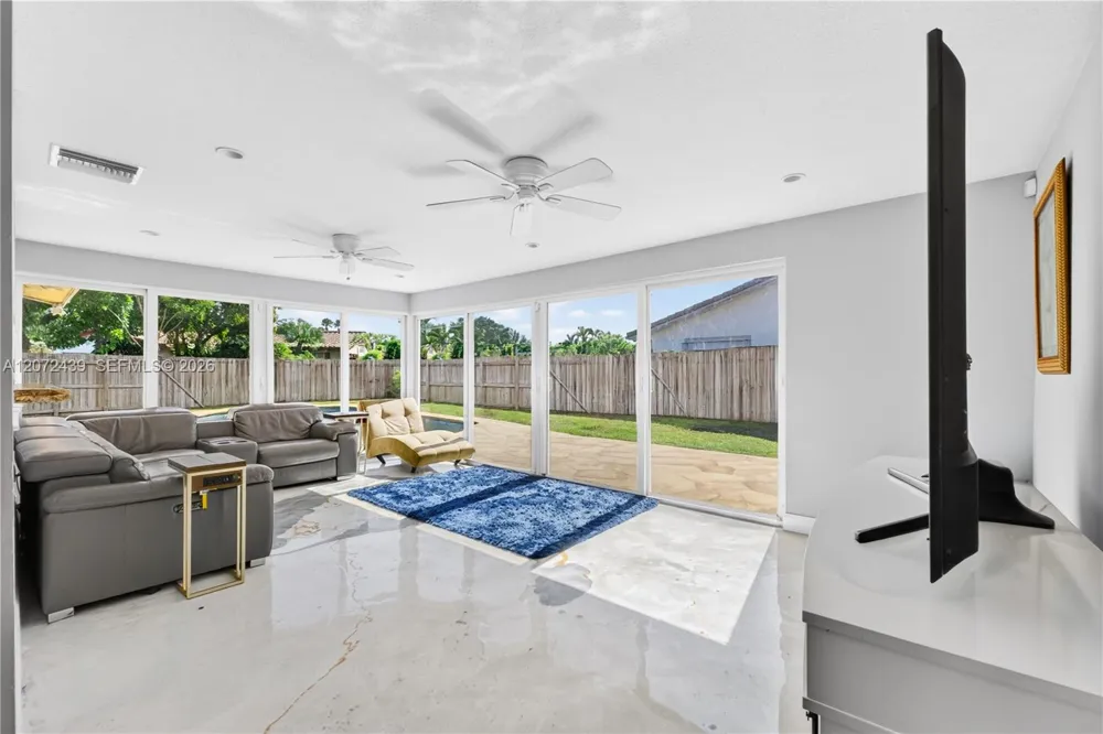 3731 NW 109th Ave Coral Springs, FL 33065