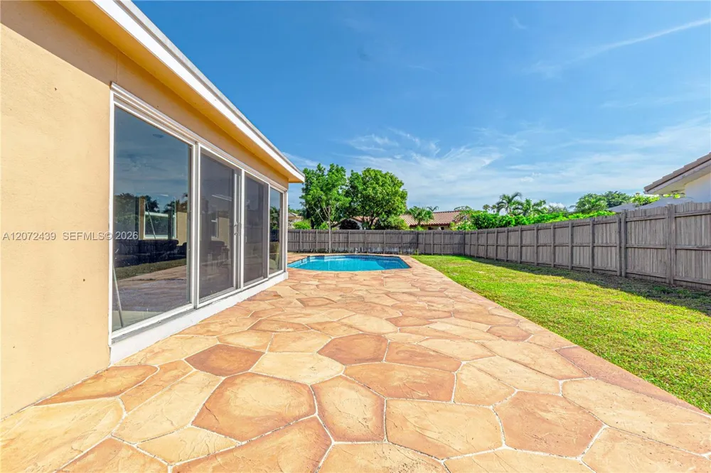 3731 NW 109th Ave Coral Springs, FL 33065