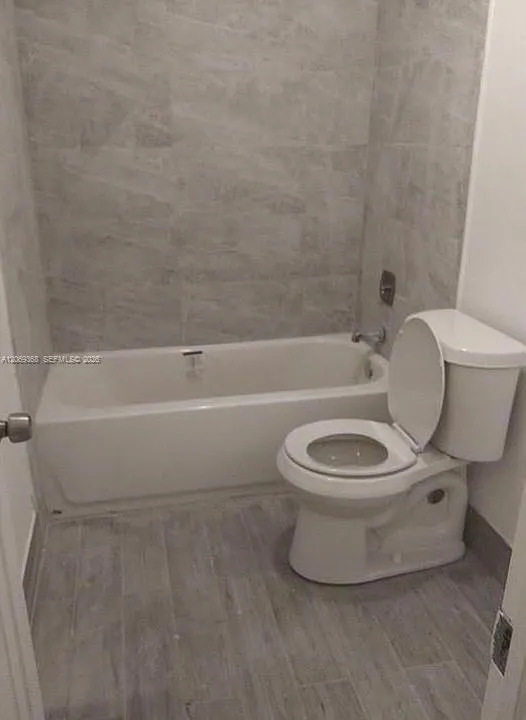 3009 NW 204th Ter Miami Gardens, FL 33056