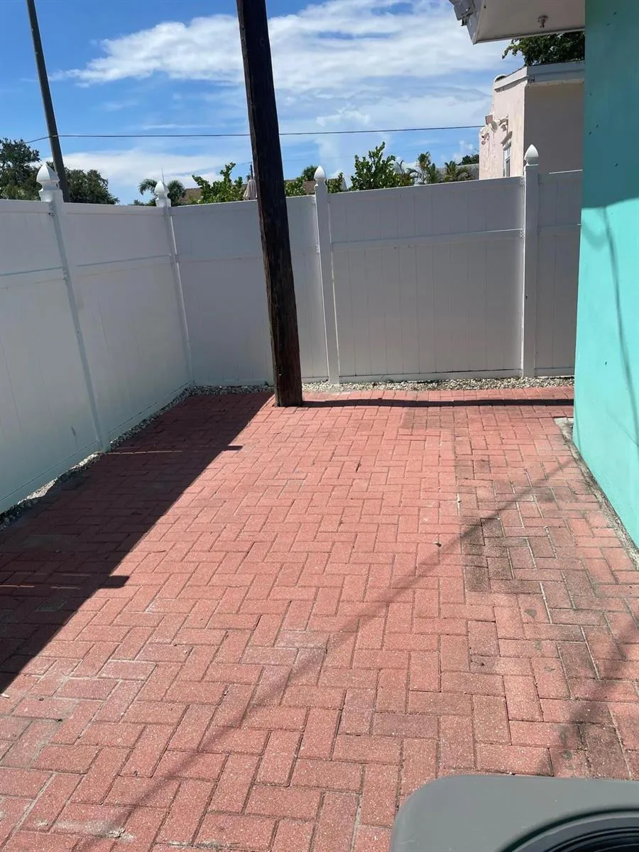 1718 Mercer Avenue #B West Palm Beach, FL 33401