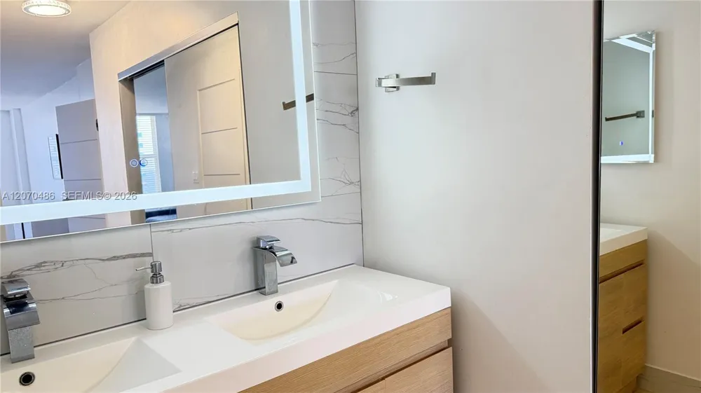 3800 S Ocean Dr #1118 Hollywood, FL 33019