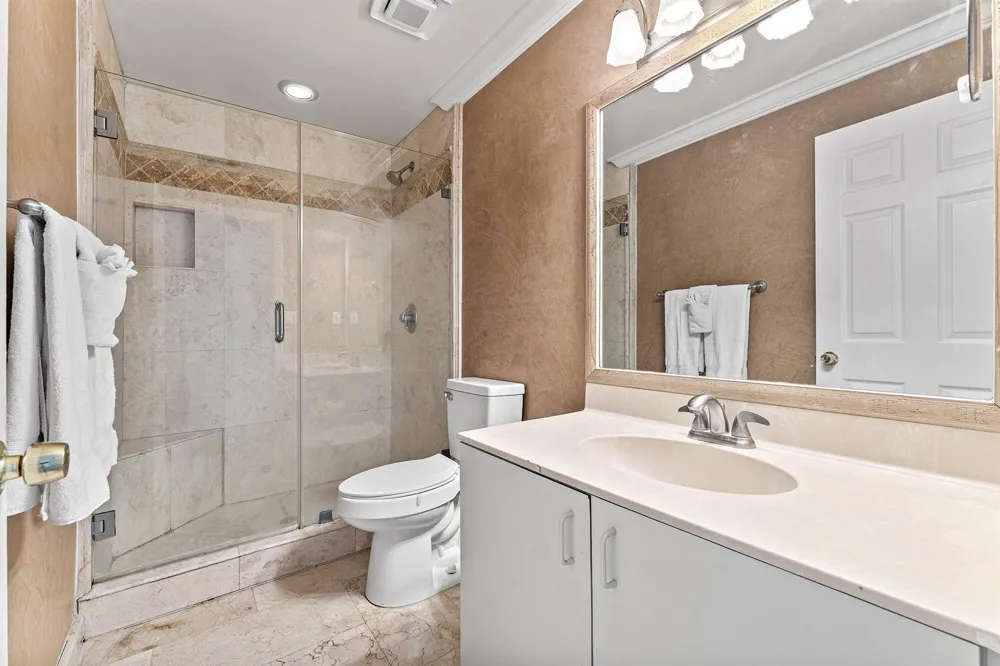 2350 NW 5TH AVENUE Boca Raton, FL 33431