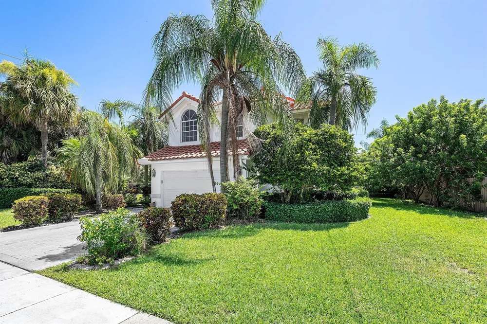 2350 NW 5TH AVENUE Boca Raton, FL 33431