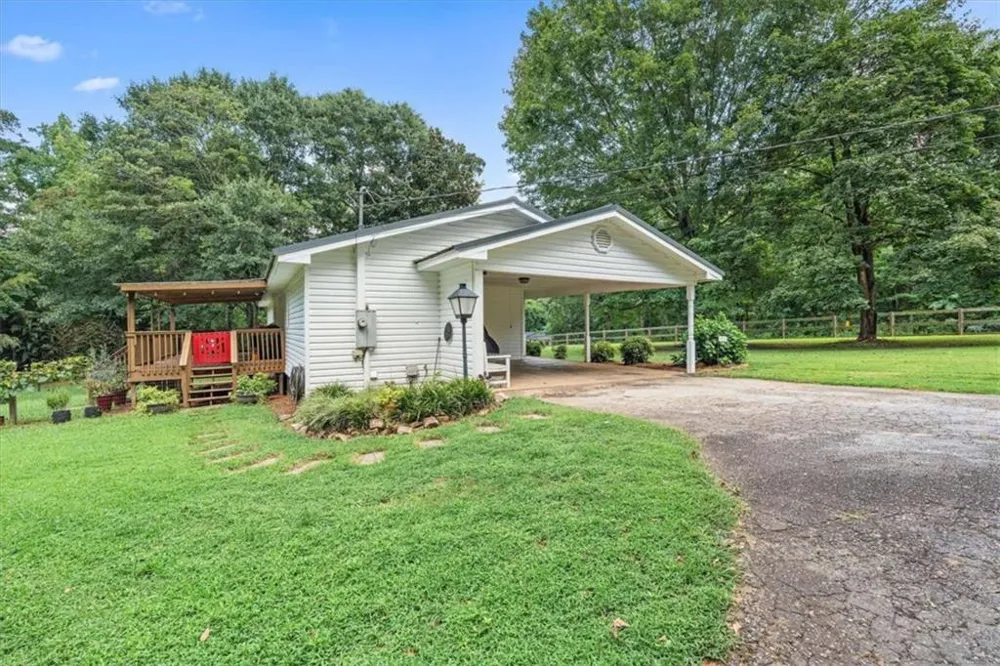 44 Davenport Mill Road Carrollton, GA 30117