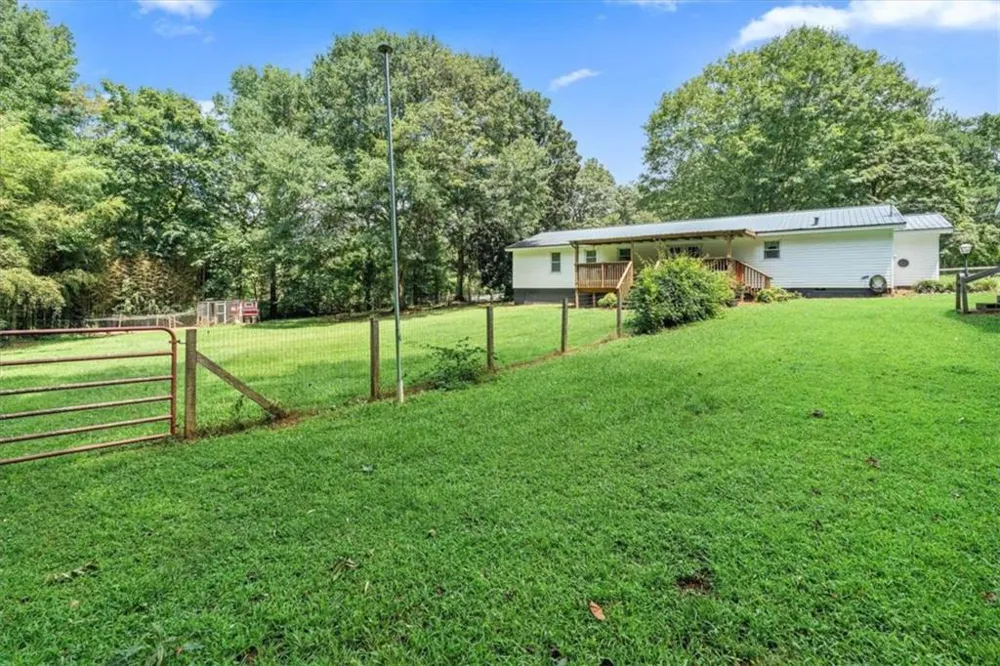 44 Davenport Mill Road Carrollton, GA 30117