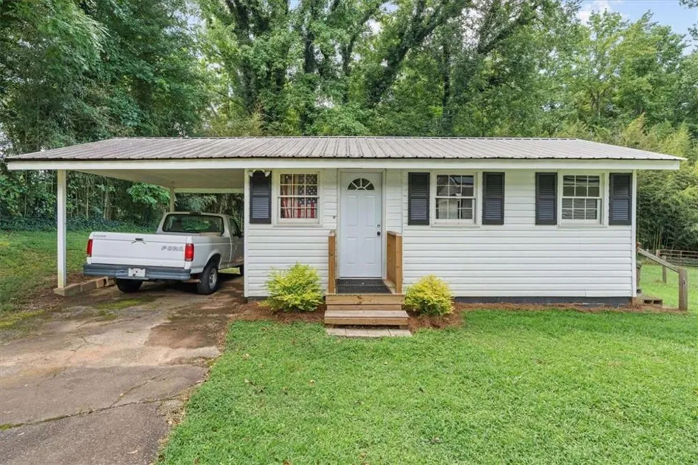 44 Davenport Mill Road Carrollton, GA 30117