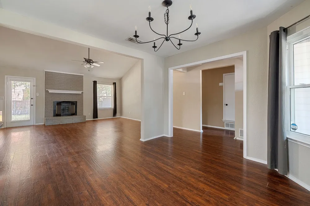 6804 Richfield Drive North Richland Hills, TX 76182