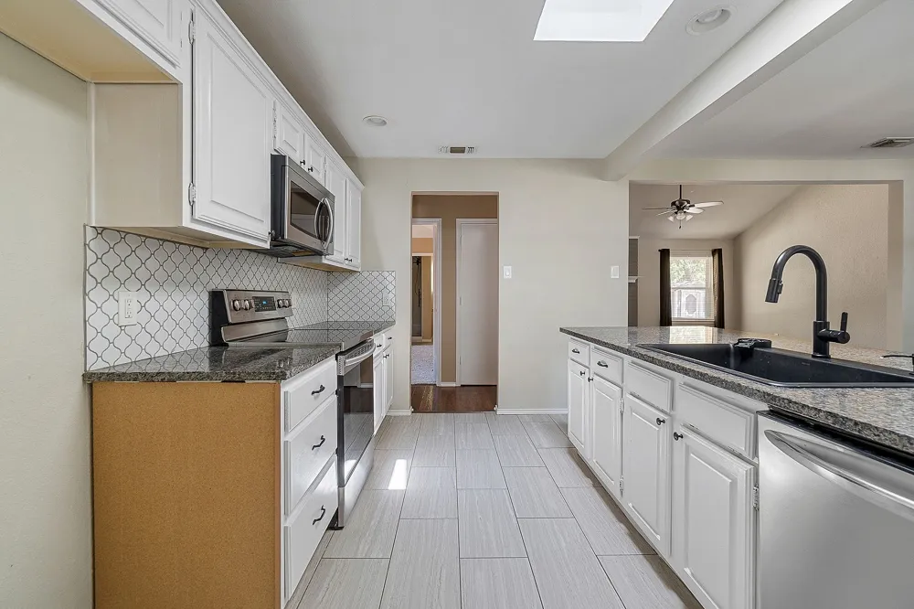 6804 Richfield Drive North Richland Hills, TX 76182
