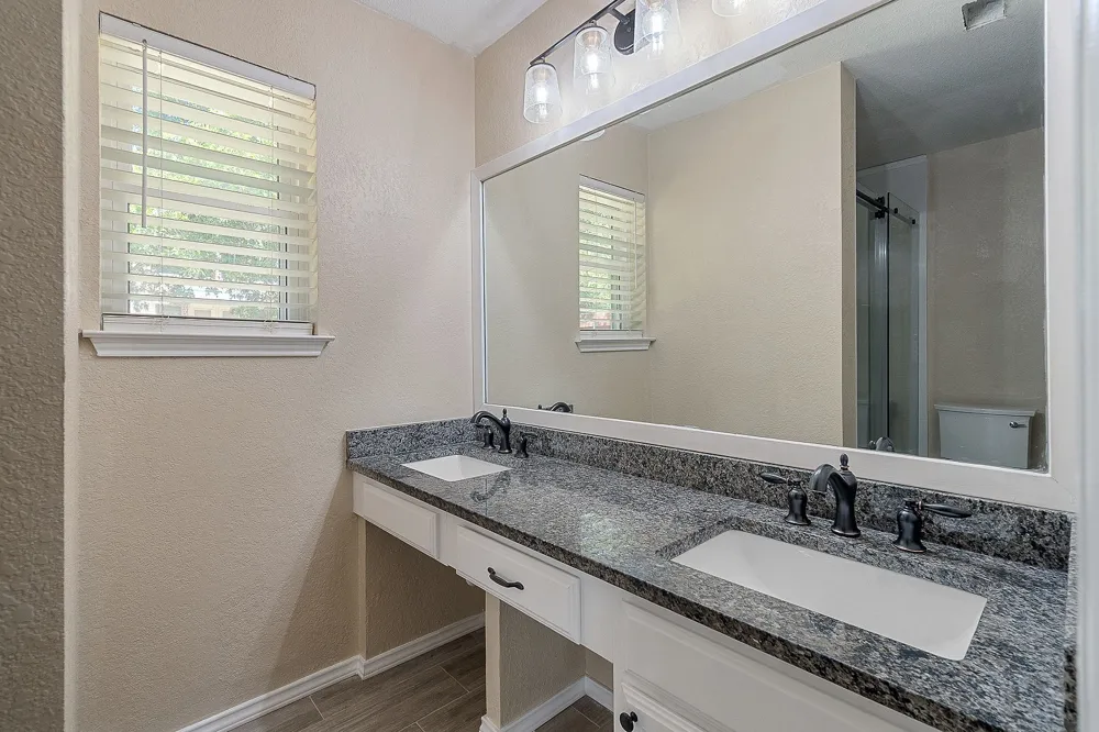 6804 Richfield Drive North Richland Hills, TX 76182
