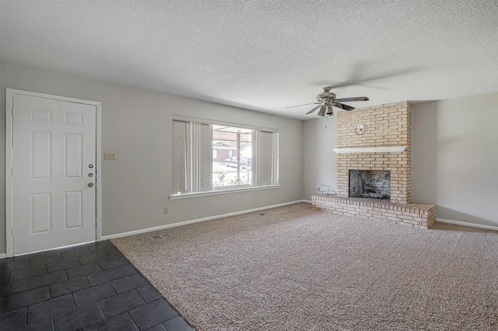 107 Pine Street Keene, TX 76059
