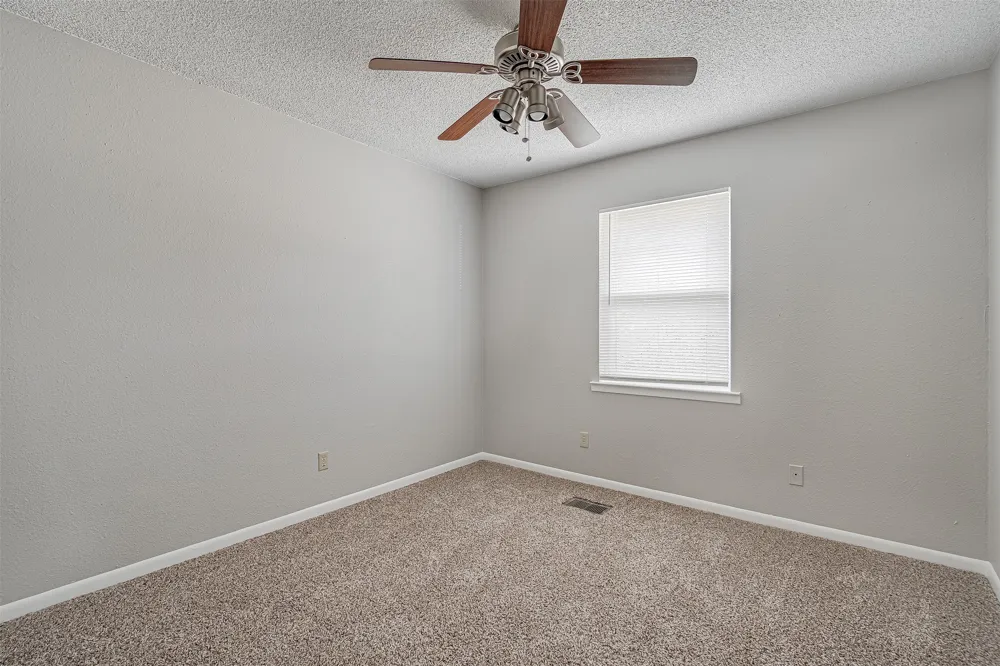 107 Pine Street Keene, TX 76059