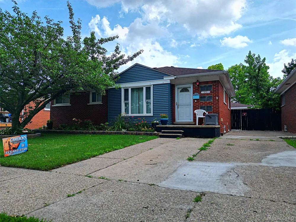 18785 Dale Avenue Allen Park City, MI 48101