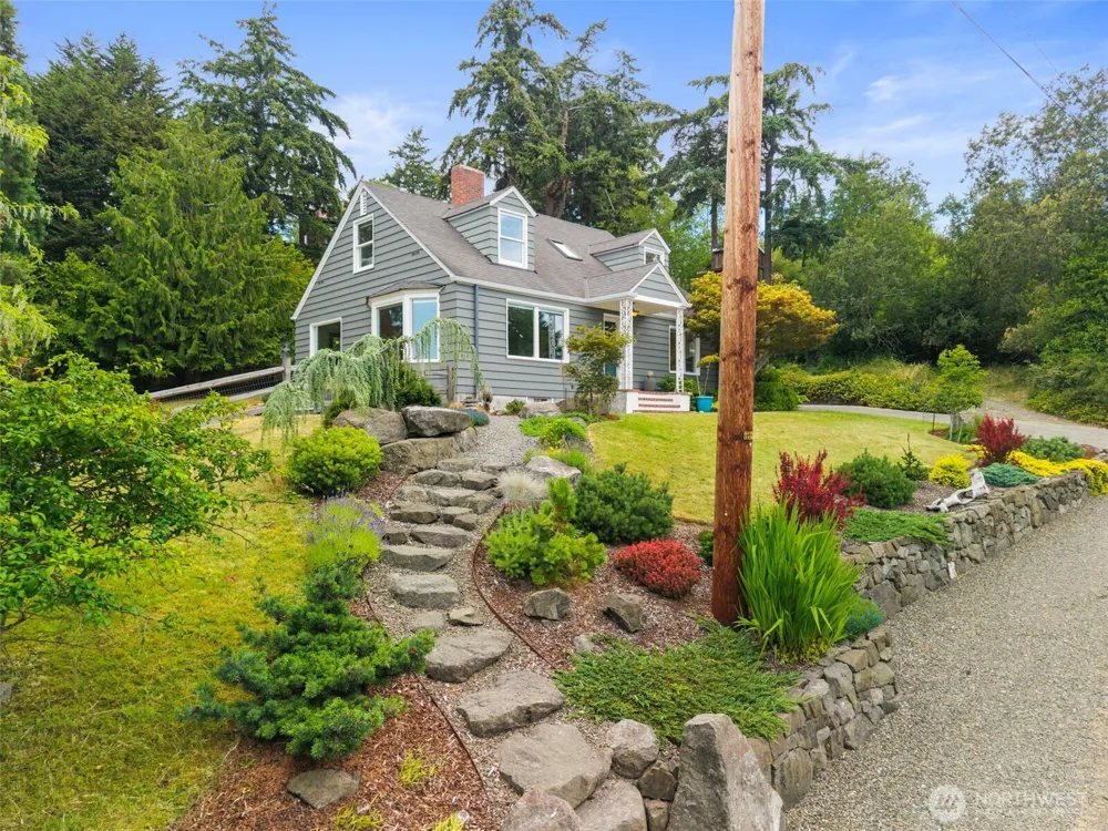 1231 Monroe Street Port Townsend, WA 98368