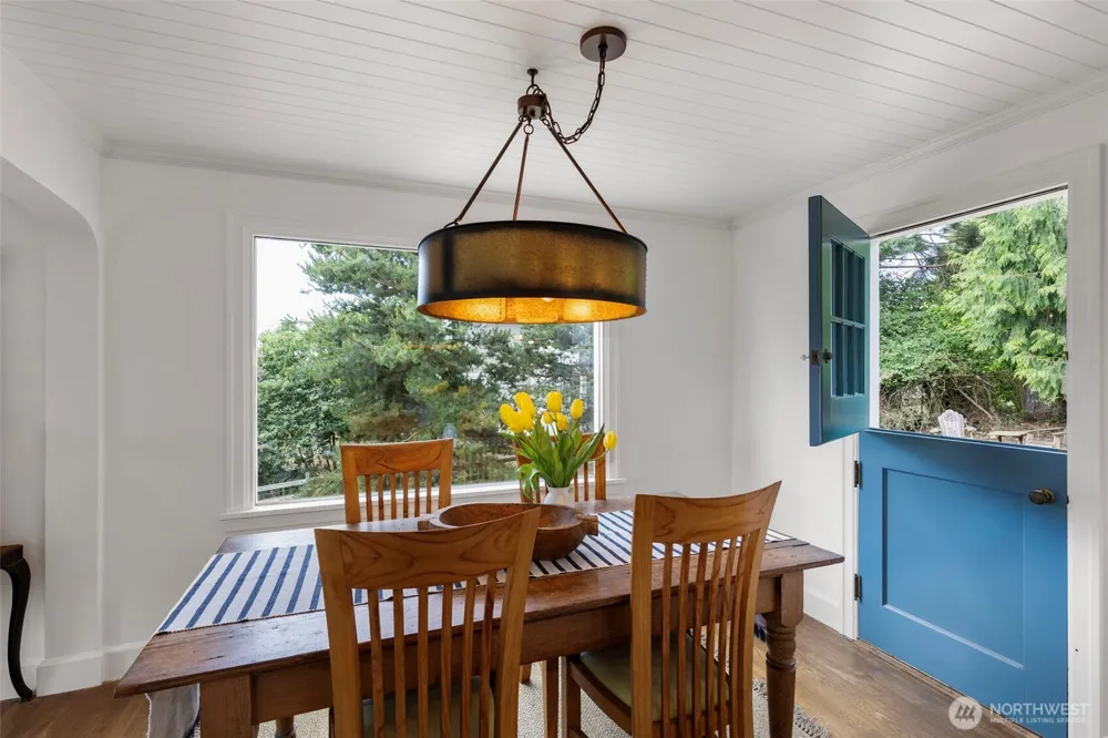 1231 Monroe Street Port Townsend, WA 98368