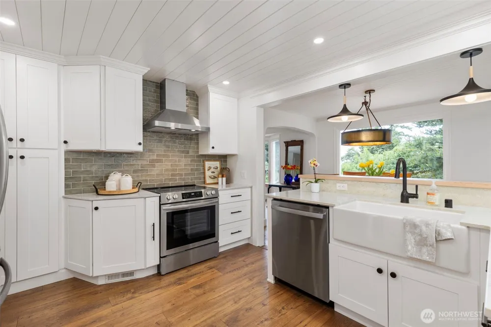 1231 Monroe Street Port Townsend, WA 98368