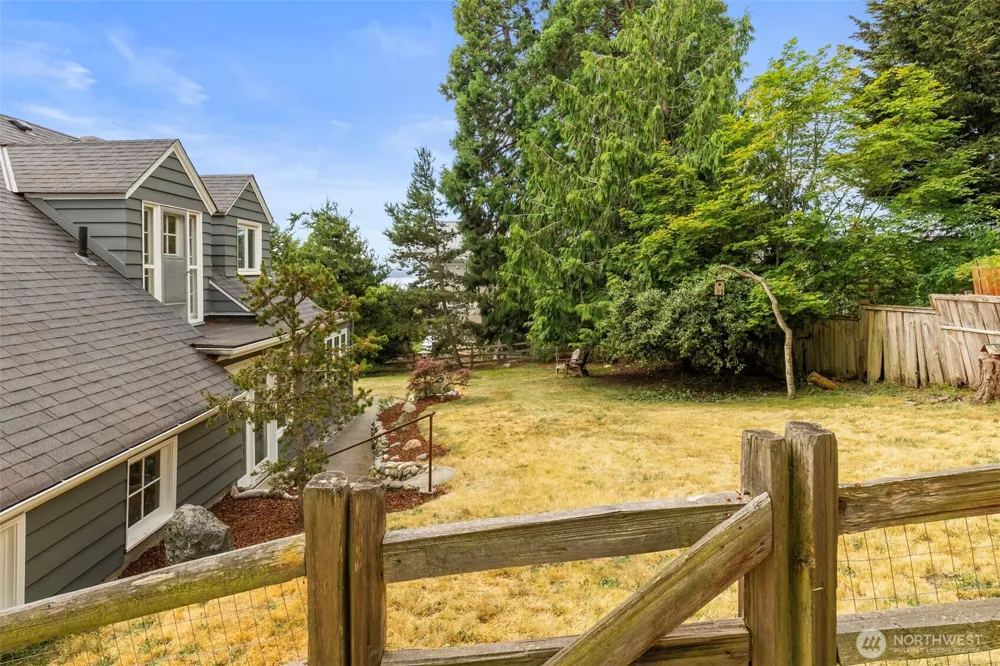 1231 Monroe Street Port Townsend, WA 98368