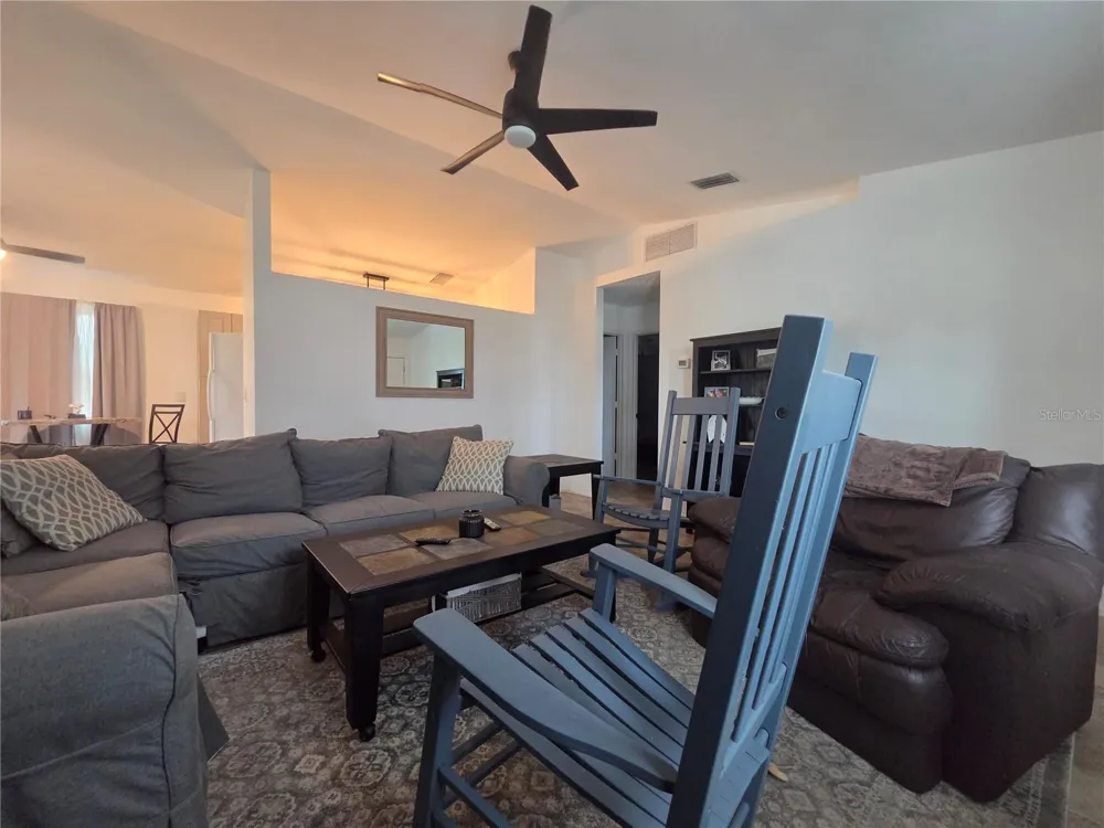 7098 ALAMANDA BOULEVARD W Lake Wales, FL 33898