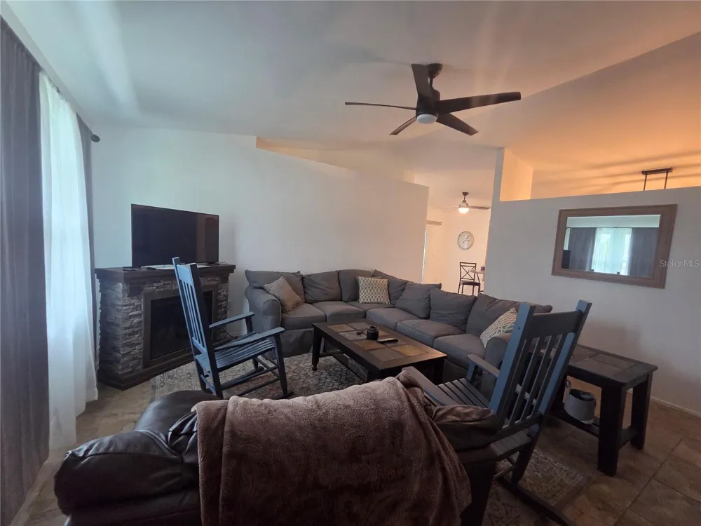 7098 ALAMANDA BOULEVARD W Lake Wales, FL 33898