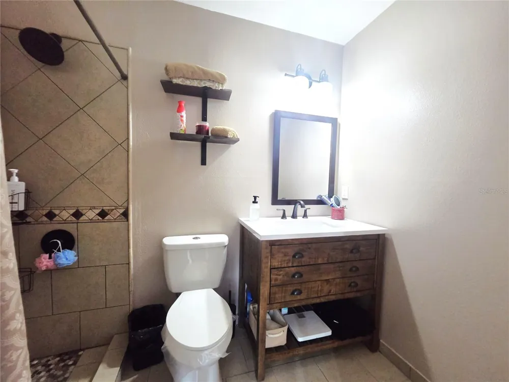 7098 ALAMANDA BOULEVARD W Lake Wales, FL 33898