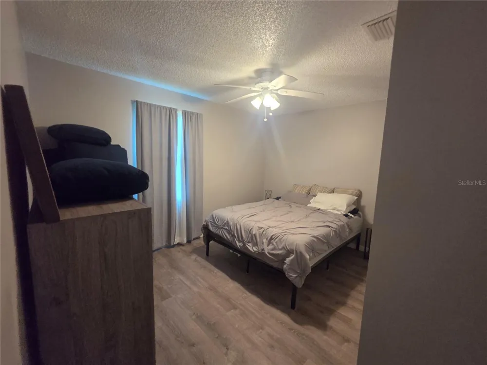 7098 ALAMANDA BOULEVARD W Lake Wales, FL 33898
