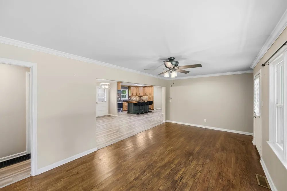 99 Lakewood Dr Lexington, TN 38351
