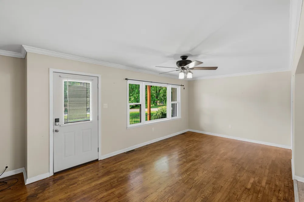 99 Lakewood Dr Lexington, TN 38351