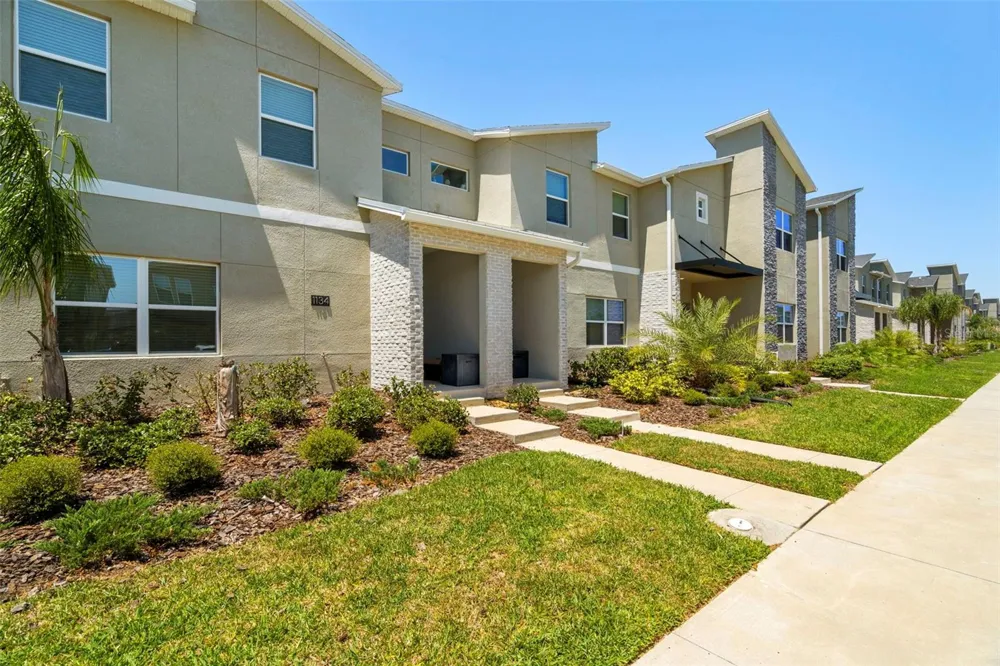 1134 KINGSBARN STREET Davenport, FL 33896