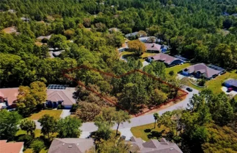 10 BONNIE DRIVE