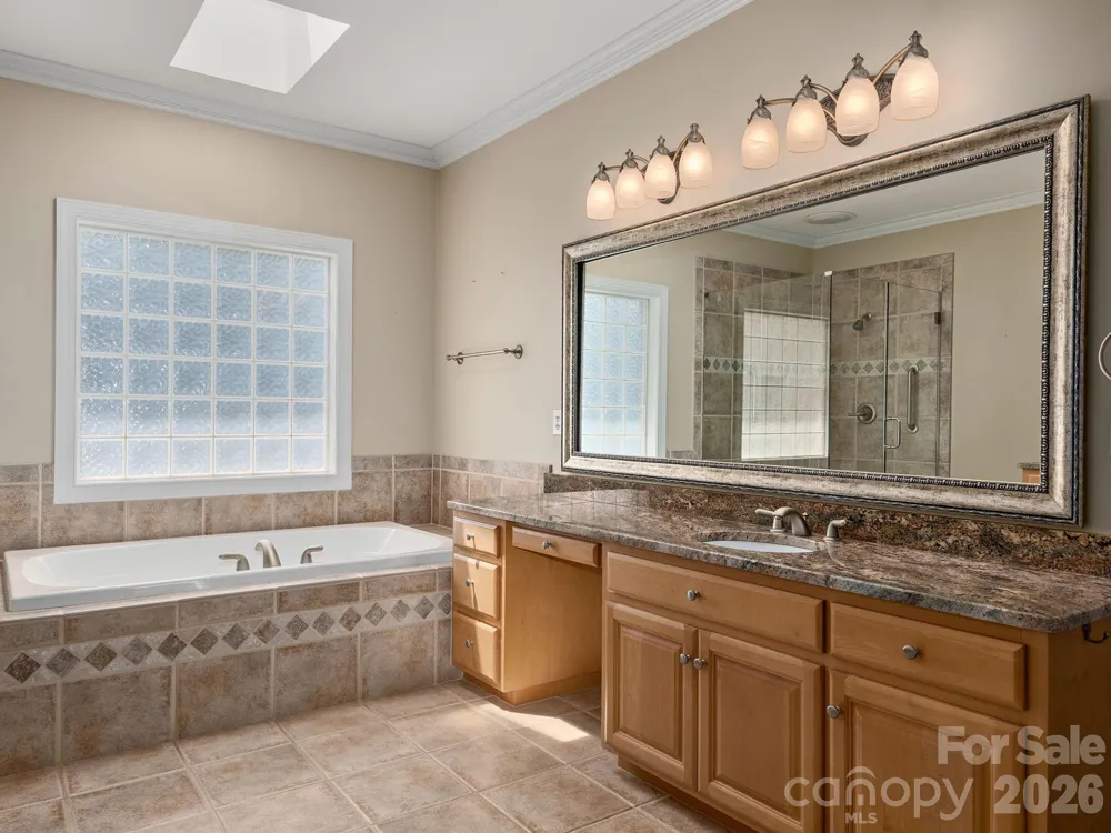 8801 Man Of War Drive Waxhaw, NC 28173