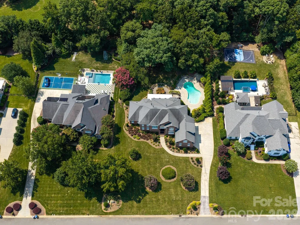 8801 Man Of War Drive Waxhaw, NC 28173
