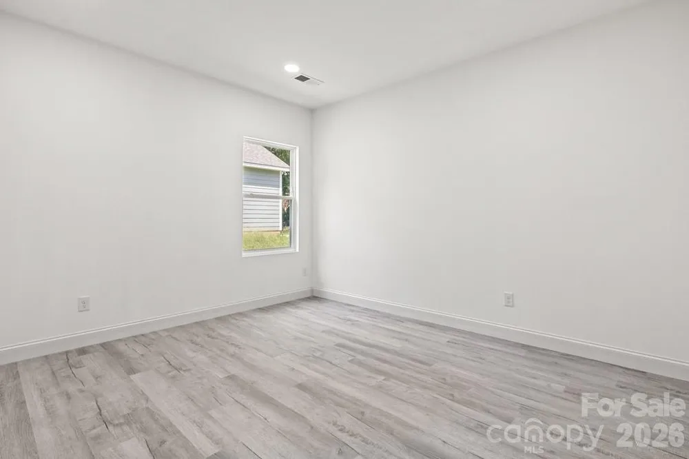 505 E Dunlap Street Lancaster, SC 29720