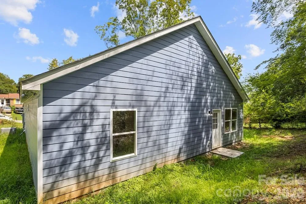 505 E Dunlap Street Lancaster, SC 29720
