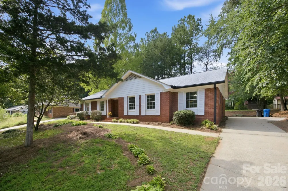 1045 S Magnolia Street Mooresville, NC 28115