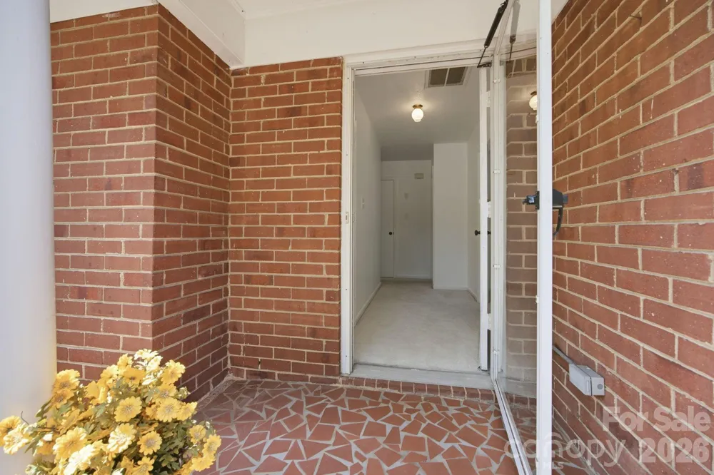 1045 S Magnolia Street Mooresville, NC 28115