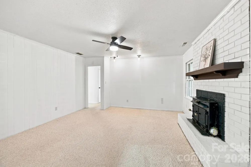 1045 S Magnolia Street Mooresville, NC 28115