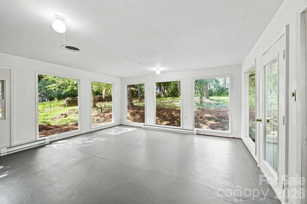 1045 S Magnolia Street Mooresville, NC 28115