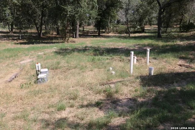 76 & 76B Post Oak La Vernia, TX 78121