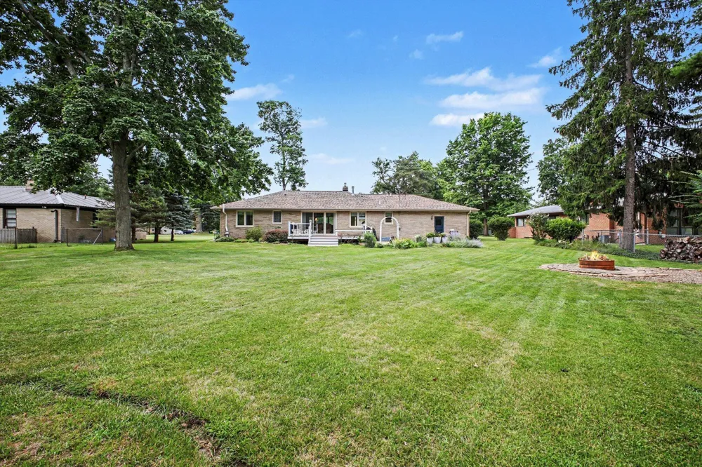 3138 Mccain Road Jackson, MI 49203