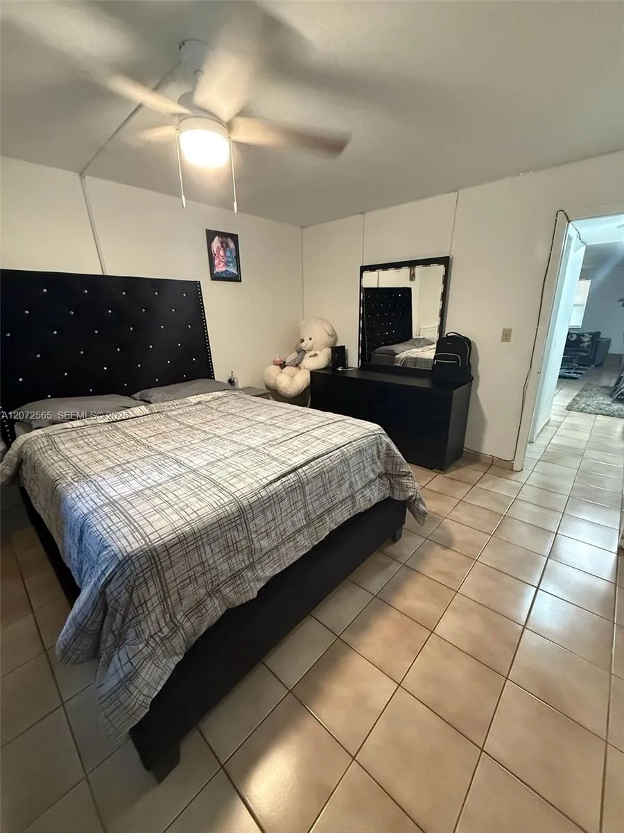 4655 Palm Ave #209 Hialeah, FL 33012