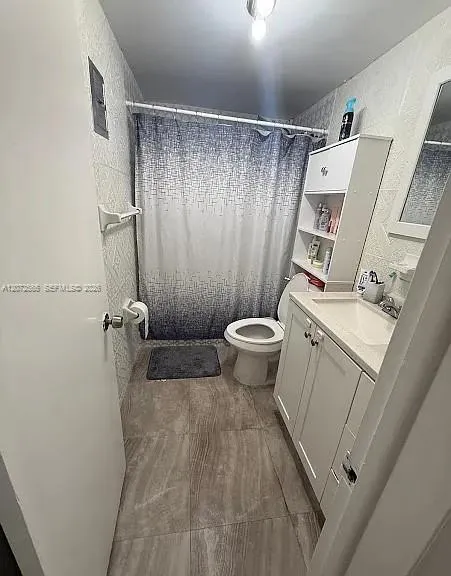 4655 Palm Ave #209 Hialeah, FL 33012
