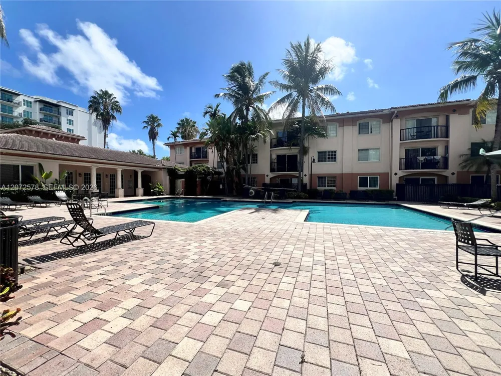2009 SE 10th Ave #319 Fort Lauderdale, FL 33316
