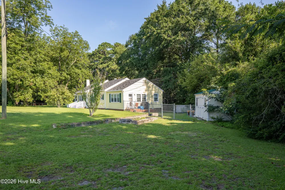203 Willow Road Clinton, NC 28328
