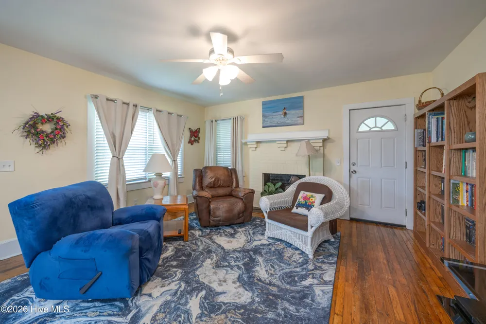 203 Willow Road Clinton, NC 28328