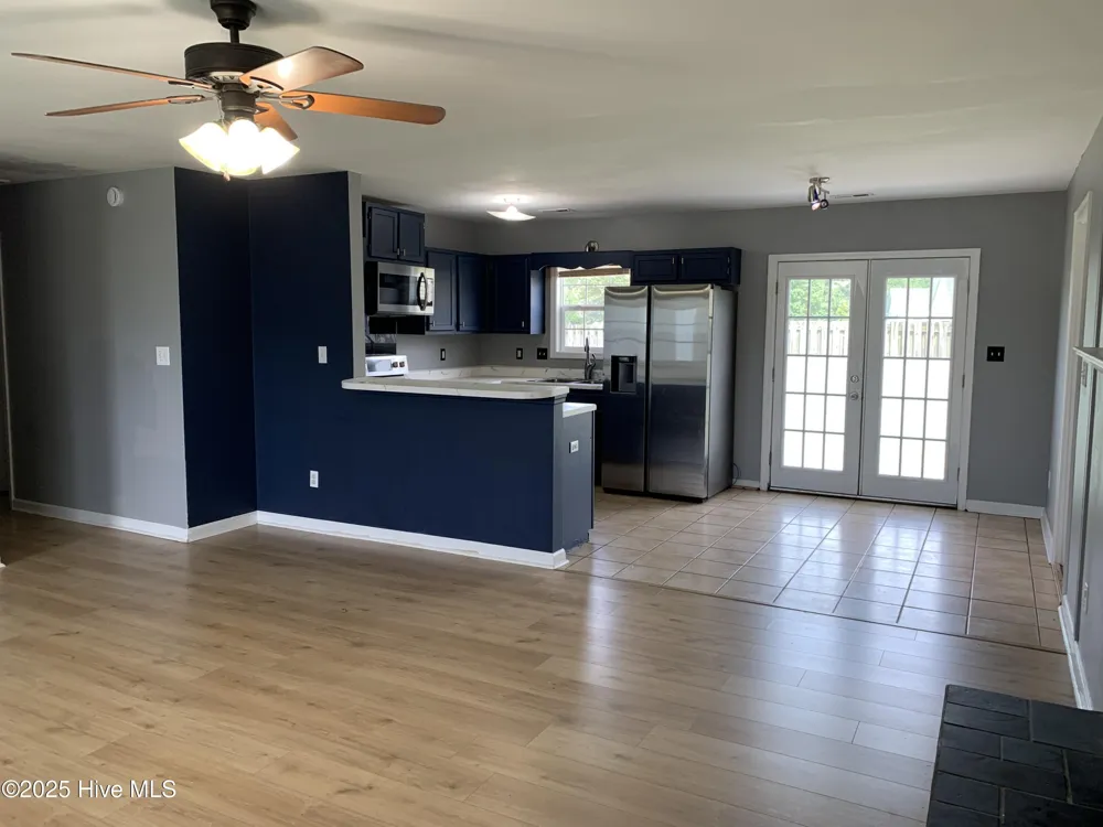 210 Zachary Lane Hubert, NC 28539