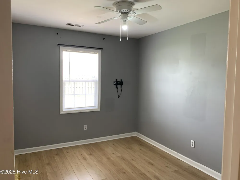 210 Zachary Lane Hubert, NC 28539
