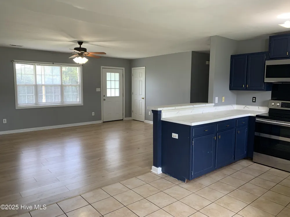 210 Zachary Lane Hubert, NC 28539
